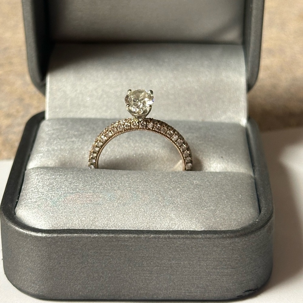 Neil Lane 14 karat rose gold diamond ring size 5 3/4